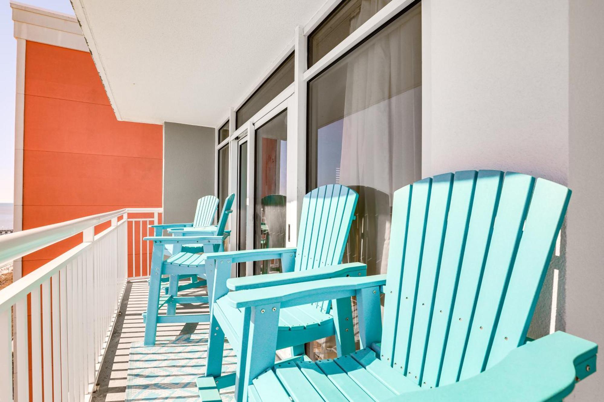 Oceanfront Condo With Huge Balcony Walk To Skywheel 미를 비치 외부 사진